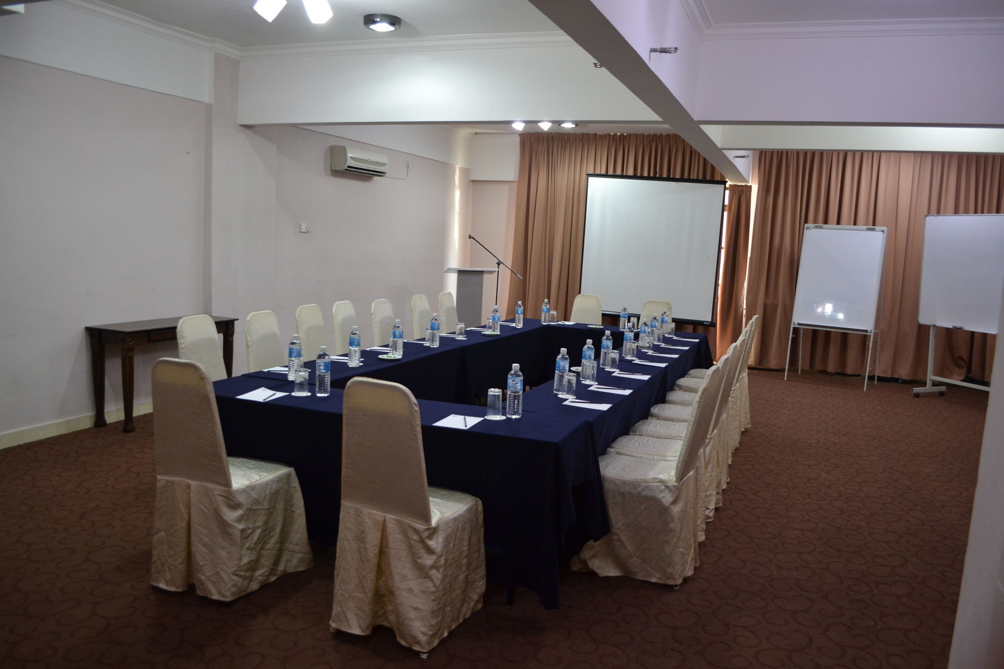 Sumai Hotel Apartment Kuala Terengganu Eksteriør billede